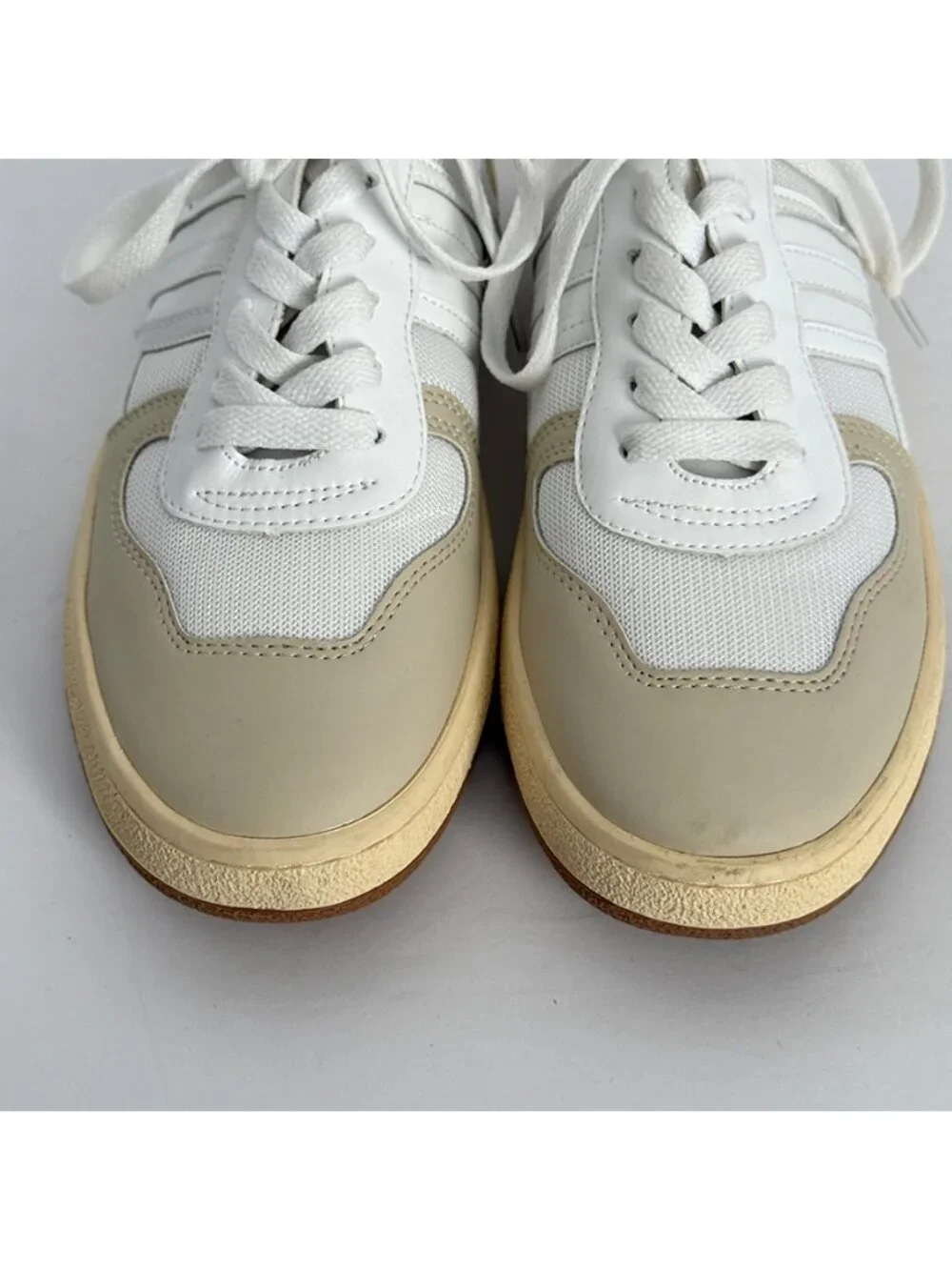 Mi.iM Women's White Lace Up Strip Sneakers Size 6.5